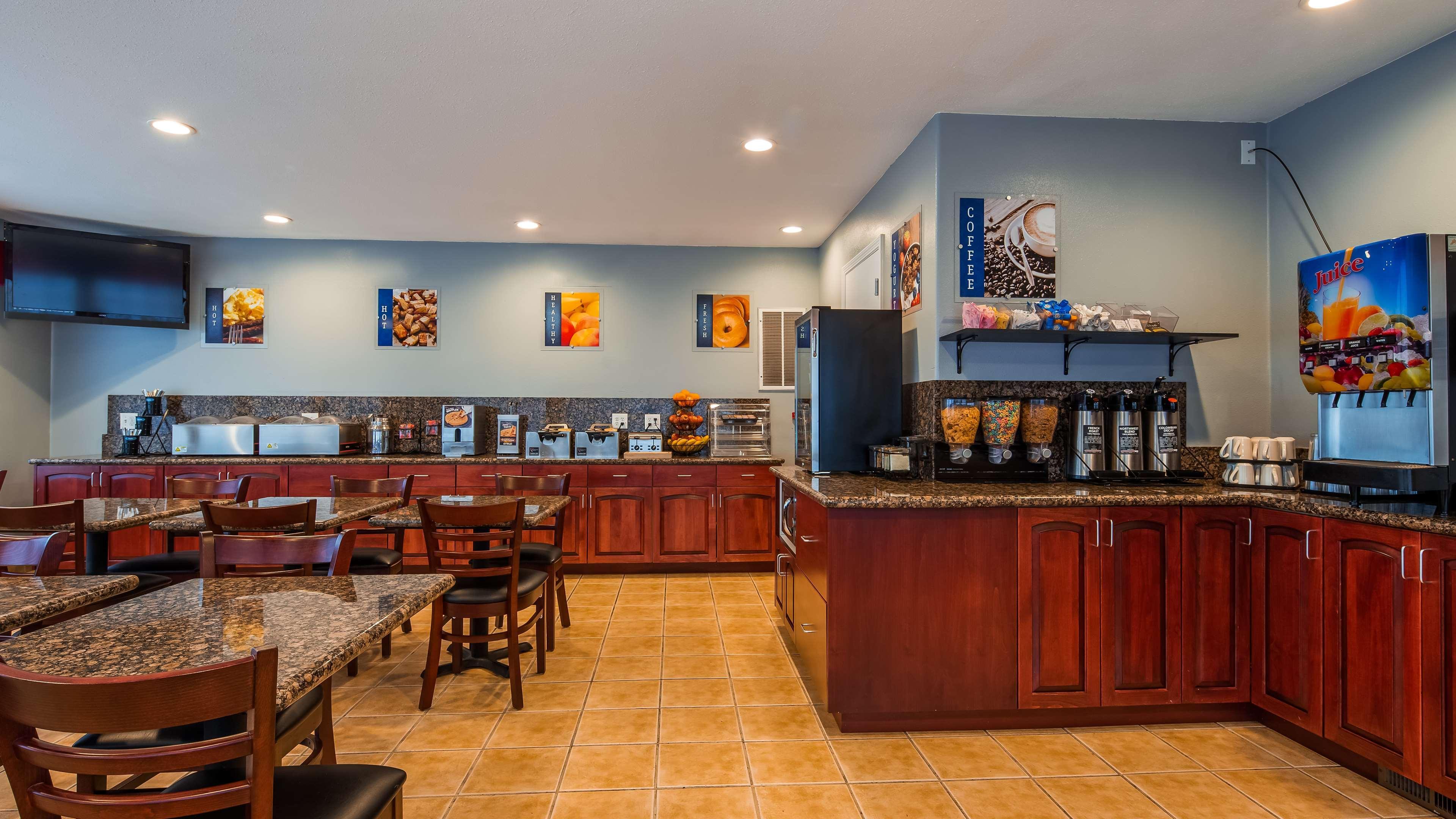 Best Western Garden Villa Inn Roseburg Exterior foto